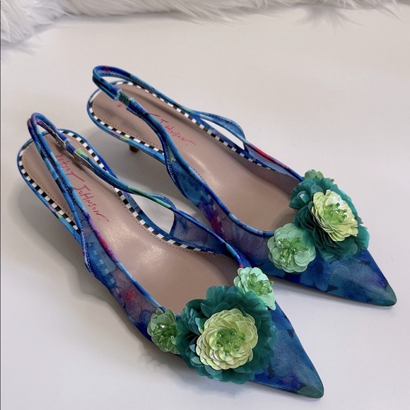 Betsey Johnson Blue Audree Floral Mesh Slingback Kitten Heels size 9 - Picture 2 of 8